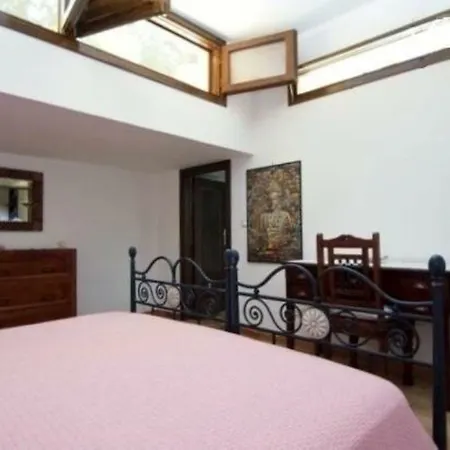 Gaia Βίλα Cefalù